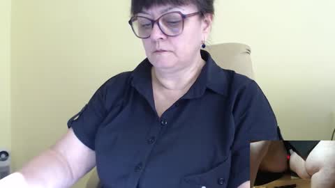 CarolineDream  online show from 09-09-25, 06:13