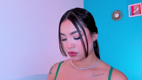 CarolineeGarcia online show from 02-06-25, 01:32