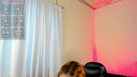 CarolineeGarcia online show from 10-02-25, 01:18