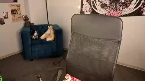 CarolineRichter online show from 05-20-26, 10:54