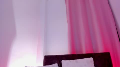 Snapshot of carolinna_ chatting on 02-11-25, 01:41 carolinna_ online show from 02-11-25, 01:41