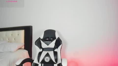 CarolinneFiotti online show from 01-13-26, 12:10