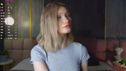 Snapshot of carolreeves chatting on 05-31-26, 04:47 Carol online show from 05-31-26, 04:47