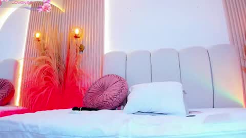 Carol Rivera  online show from 12-16-25, 08:14