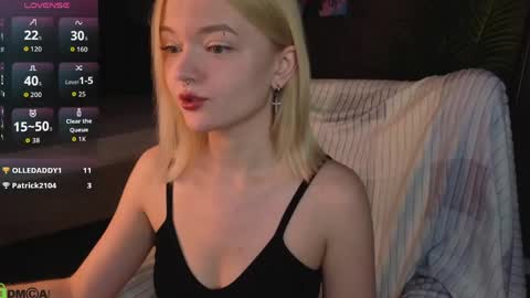 Carrie foster online show from 04-06-26, 01:45