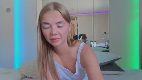 carriebradshawww online show from 07-10-26, 12:08