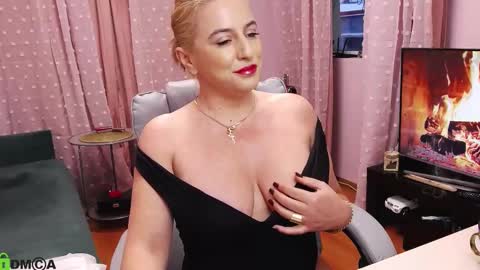 Carrie online show from 02-16-25, 05:26