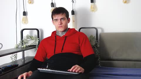 Snapshot of carter_reos chatting on 02-01-25, 07:26 Carter online show from 02-01-25, 07:26