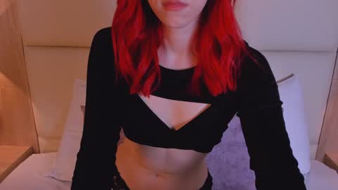 Snapshot of casandra_busting chatting on 12-29-24, 01:06 Casandra online show from 12-29-24, 01:06