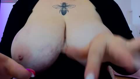 Snapshot of caseyrobbinss chatting on 10-10-25, 07:07 Casey Robbins online show from 10-10-25, 07:07