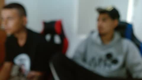 Snapshot of cash_master_nino chatting on 10-28-25, 04:53 master Nino online show from 10-28-25, 04:53