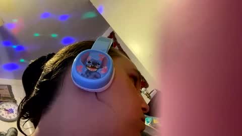 Cash Couple online show from 10-19-25, 09:59