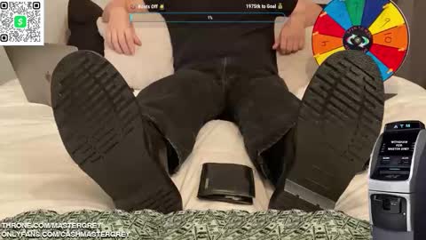 Snapshot of cashmastergrey chatting on 01-07-25, 06:05 Master Grey online show from 01-07-25, 06:05