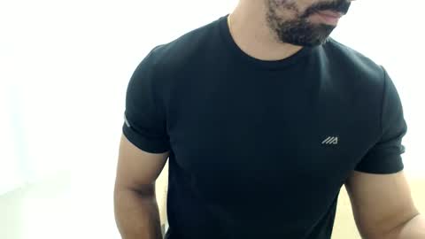 Snapshot of cashmastermuscle77 chatting on 06-06-26, 07:07 cashmastermuscle77 online show from 06-06-26, 07:07