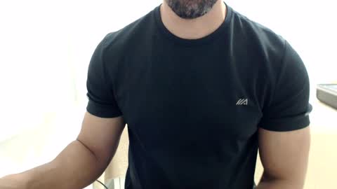 Snapshot of cashmastermuscle77 chatting on 07-13-26, 09:39 cashmastermuscle77 online show from 07-13-26, 09:39