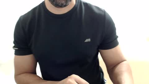 Snapshot of cashmastermuscle77 chatting on 07-14-26, 09:36 cashmastermuscle77 online show from 07-14-26, 09:36