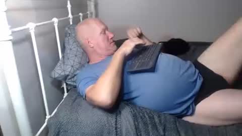 CasinoCam online show from 12-14-25, 07:58