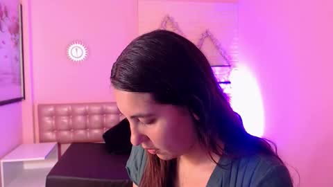 573215024606 online show from 10-08-25, 09:23