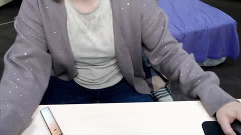 Snapshot of cassandra_shy chatting on 07-13-26, 06:49 Cassandra online show from 07-13-26, 06:49