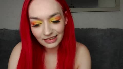 Snapshot of cassandratate chatting on 02-09-25, 08:44 Casey Chris online show from 02-09-25, 08:44