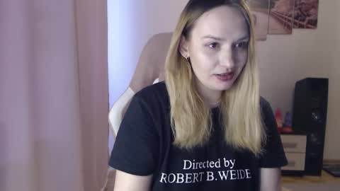 Snapshot of cassandratate chatting on 02-13-26, 01:18 Casey Chris online show from 02-13-26, 01:18