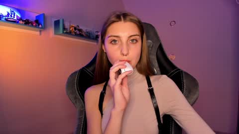 Snapshot of cassiablade1 chatting on 01-12-25, 07:21 Seductress Cassia FINDOM AND SADISM NO NUDE online show from 01-12-25, 07:21