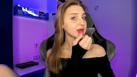 Snapshot of cassiablade1 chatting on 03-07-25, 07:27 Seductress Cassia FINDOM AND SADISM NO NUDE online show from 03-07-25, 07:27