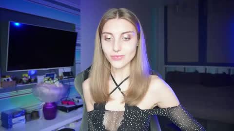 Snapshot of cassiablade1 chatting on 09-09-25, 07:24 Seductress Cassia FINDOM AND SADISM NO NUDE online show from 09-09-25, 07:24