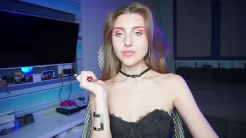 Snapshot of cassiablade1 chatting on 09-26-25, 04:44 Seductress Cassia FINDOM AND SADISM NO NUDE online show from 09-26-25, 04:44