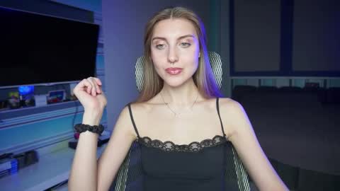 Snapshot of cassiablade1 chatting on 10-08-25, 04:26 Seductress Cassia FINDOM AND SADISM NO NUDE online show from 10-08-25, 04:26