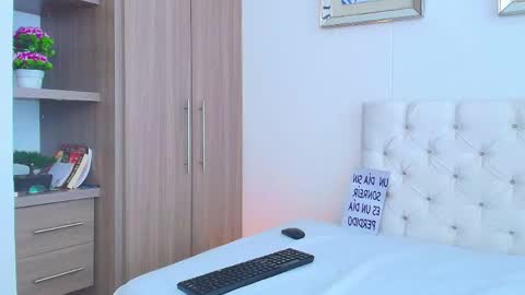 CASSIAN GOLD online show from 05-24-26, 05:40