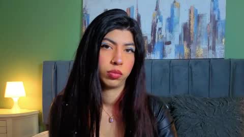 Snapshot of cassie_bloom chatting on 04-29-26, 04:05 cassie_bloom online show from 04-29-26, 04:05