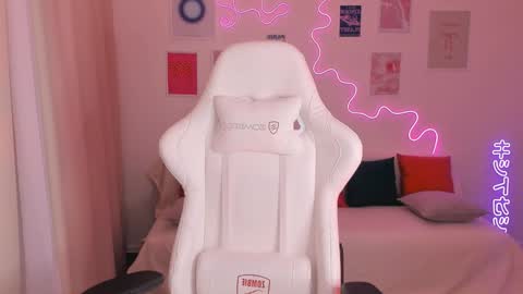 Cassie online show from 12-14-24, 04:01