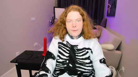 Cassie online show from 01-10-25, 07:43