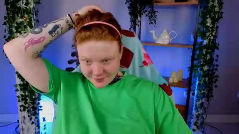 Snapshot of cassie_xkiss chatting on 07-17-26, 07:52 Cassie online show from 07-17-26, 07:52