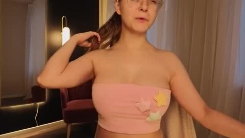 assie online show from 12-18-25, 12:33