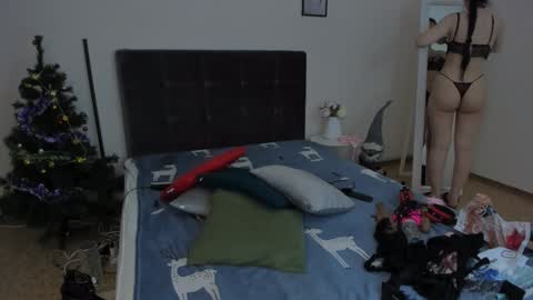 Snapshot of cassieevanss chatting on 01-04-25, 06:30 Cassie online show from 01-04-25, 06:30