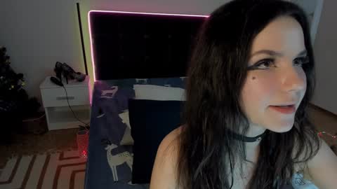 Snapshot of cassieevanss chatting on 01-08-25, 06:52 Cassie online show from 01-08-25, 06:52