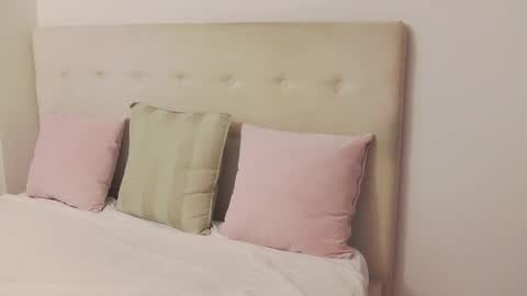 CassieHilton online show from 11-18-25, 08:35