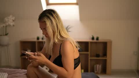 Cassi online show from 06-15-26, 04:04