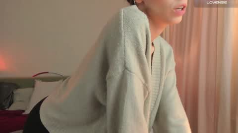  cassandra  online show from 01-10-25, 07:43