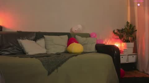  cassandra  online show from 02-17-25, 11:31