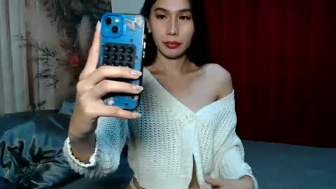 Snapshot of cassydeluxe chatting on 05-22-26, 08:10 Cassy online show from 05-22-26, 08:10