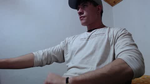 Snapshot of casteryx chatting on 01-20-25, 12:15 Juan online show from 01-20-25, 12:15