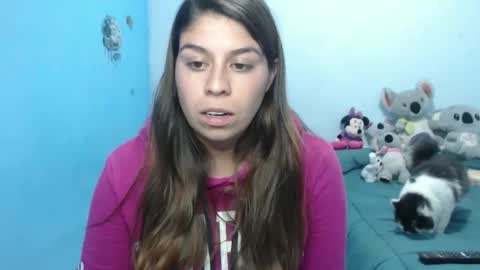 Snapshot of cata_09 chatting on 11-21-25, 01:15 cata online show from 11-21-25, 01:15