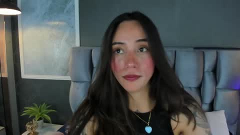 Snapshot of cata_jonees chatting on 04-14-26, 07:42 Cata online show from 04-14-26, 07:42
