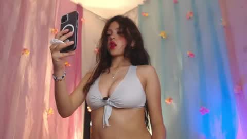 Snapshot of cata_robets chatting on 06-19-26, 01:10 cata online show from 06-19-26, 01:10