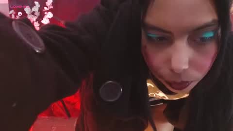 Snapshot of catalella_ar chatting on 06-25-26, 05:12 Queen Catalella online show from 06-25-26, 05:12