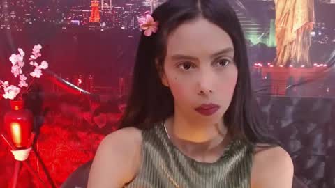 Snapshot of catalella_ar chatting on 07-01-26, 03:19 Queen Catalella online show from 07-01-26, 03:19