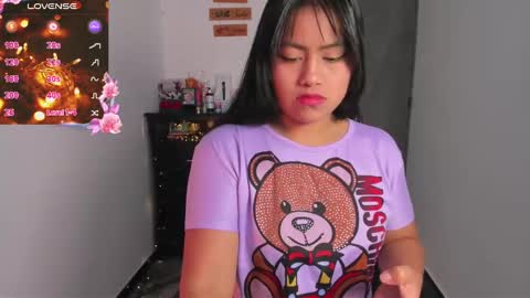 Flor....... online show from 03-10-25, 04:25